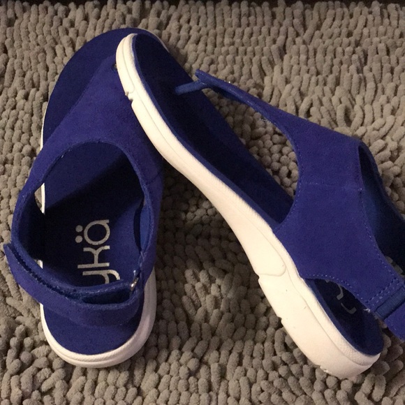 Ryka Shoes - Ryka Sandles.